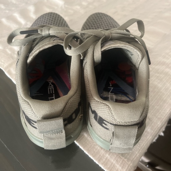 Nike metcons, men’s size 8 - Picture 2 of 3